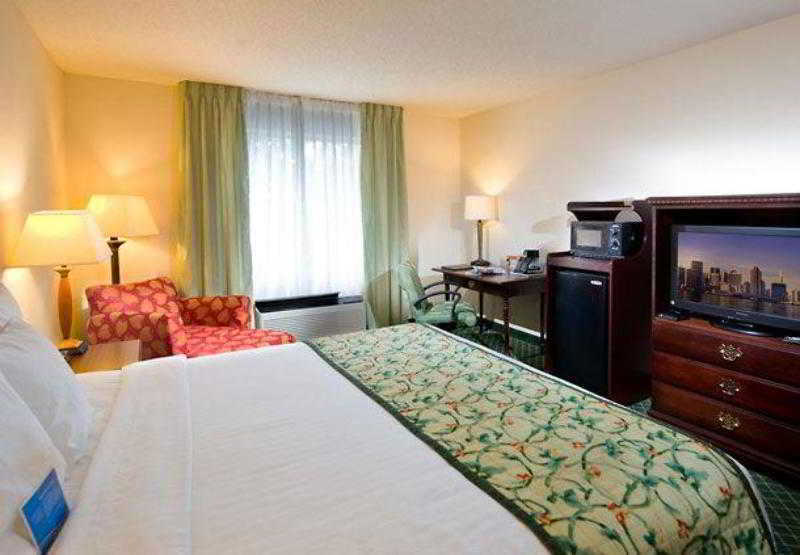 Fairfield Inn & Suites By Marriott Atlanta Perimeter Center Rum bild