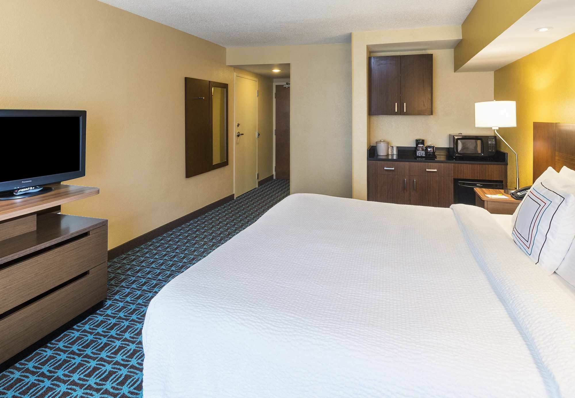 Fairfield Inn & Suites By Marriott Atlanta Perimeter Center Exteriör bild